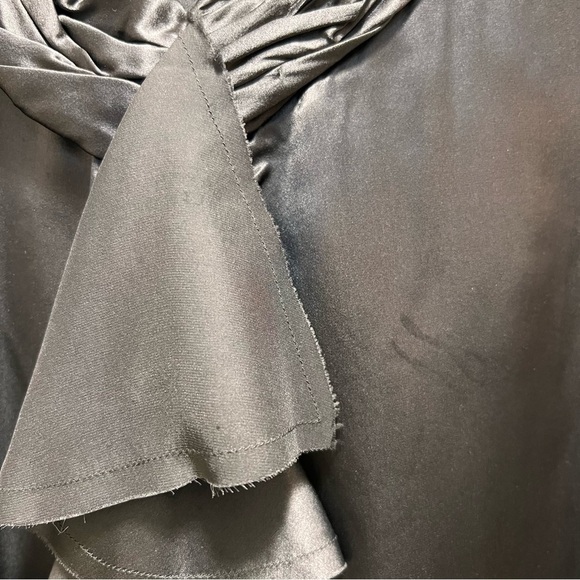 Banana Republic Silk Ruffle Sleeveless Blouse Size XS - Picture 3 of 11